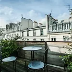 Les Theatres Hotel