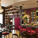 Hotel Les Theatres Paris