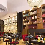Les Theatres Hotel