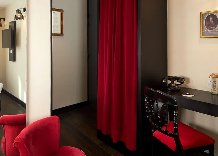 Hotel Les Theatres Paryż