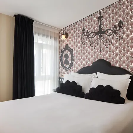 Les Theatres 4* Paris