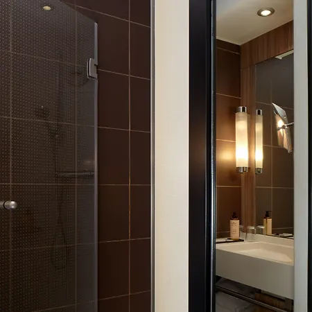 Les Théâtres Paris