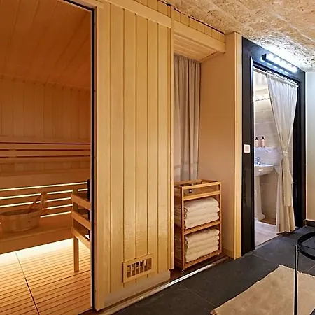 Les Théâtres Hotel Parigi