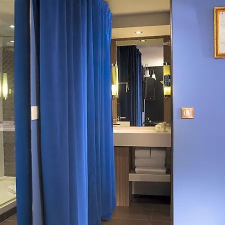 Les Theatres Hotel 4*