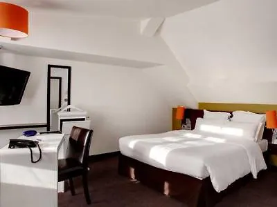 Les Theatres Hotell 4*