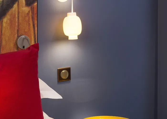 レ テアトル 4* パリ