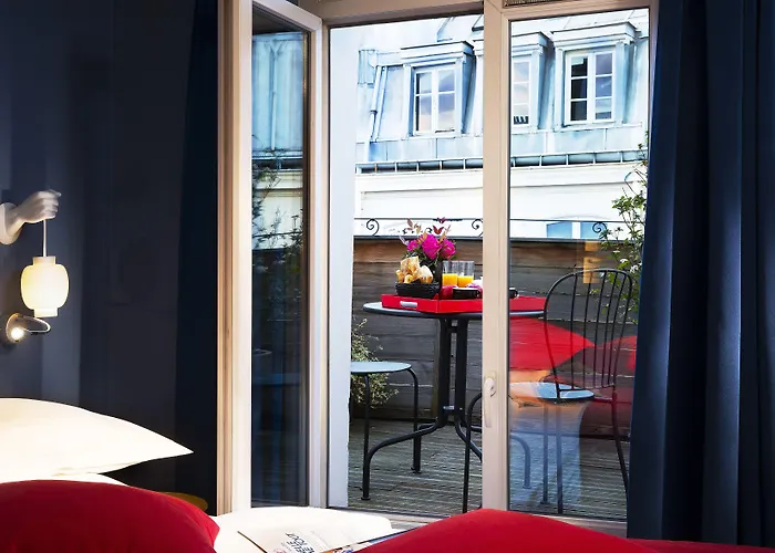 ホテル レ テアトル パリ