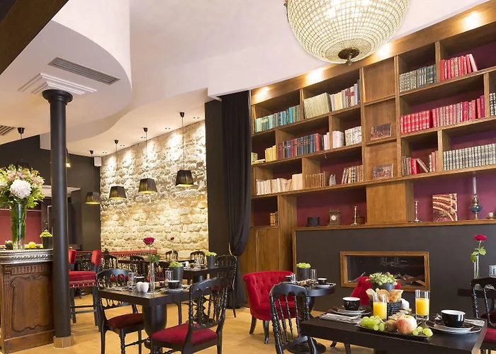 レ テアトル ホテル