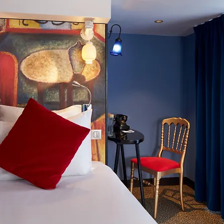 Otel Les Theatres