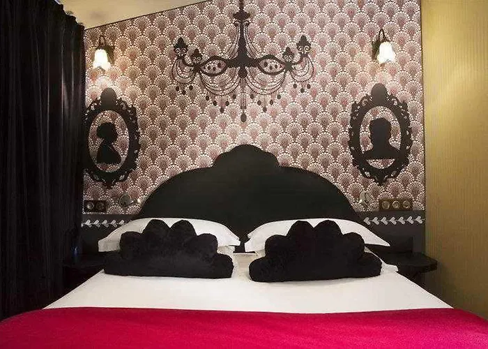 Les Théâtres 4* Paris